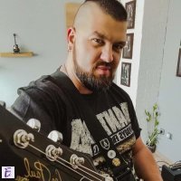 Един