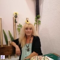 El