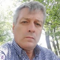Иван Николов